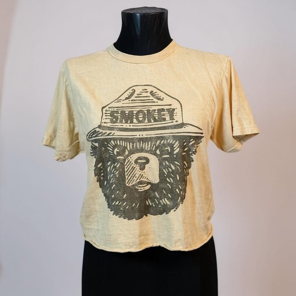 Smokey The Bear Tan Yellow Graphic Tee - Picture 3 of 16